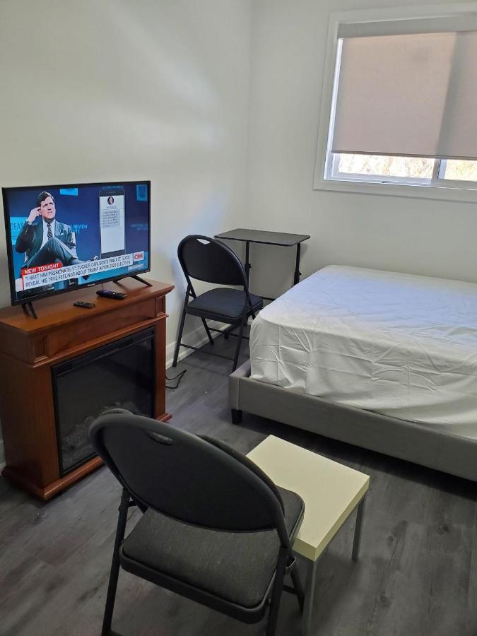 Maxwell Esabu Apartment Toronto Ngoại thất bức ảnh