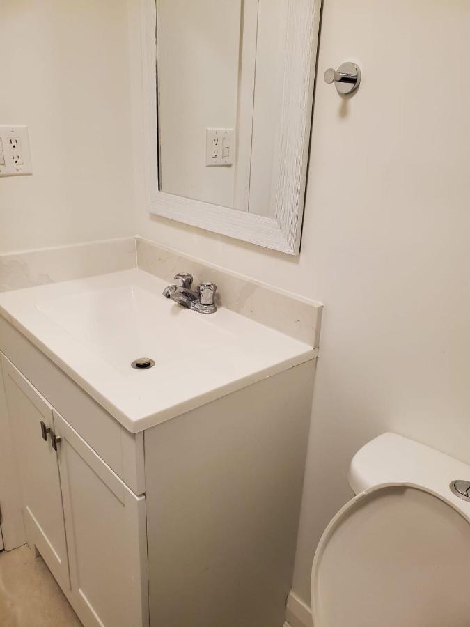 Maxwell Esabu Apartment Toronto Ngoại thất bức ảnh