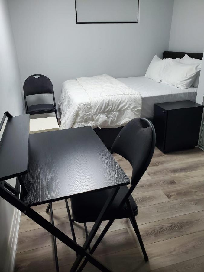 Maxwell Esabu Apartment Toronto Ngoại thất bức ảnh