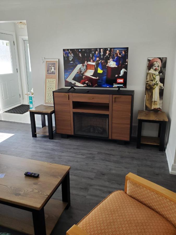Maxwell Esabu Apartment Toronto Ngoại thất bức ảnh