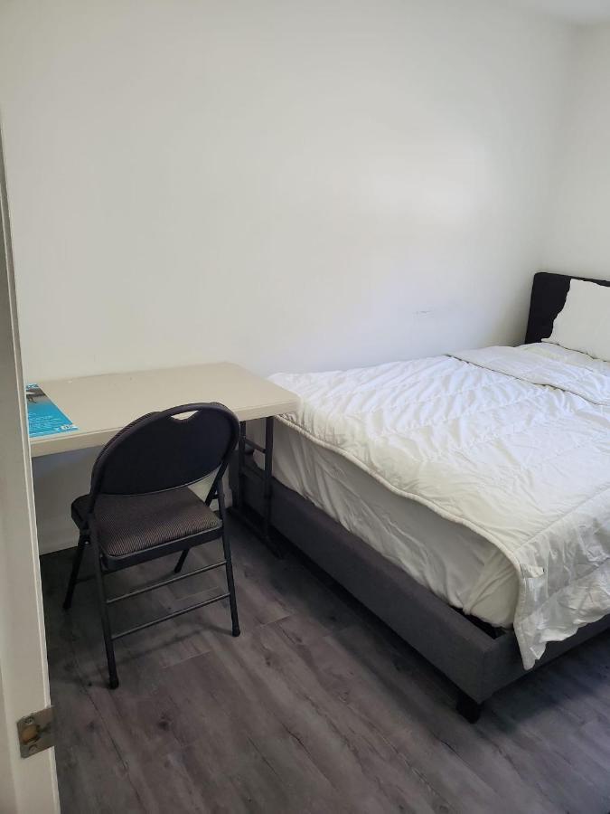 Maxwell Esabu Apartment Toronto Ngoại thất bức ảnh